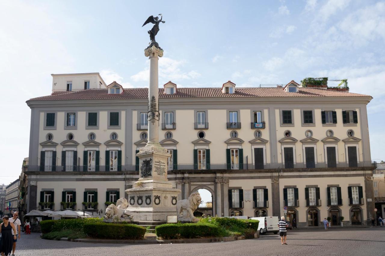 Tom Apartments Naples Exterior photo